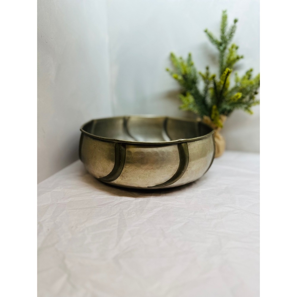 The Import Collection India Hammered Metal Decorative Bowl Silver Tone Scalloped